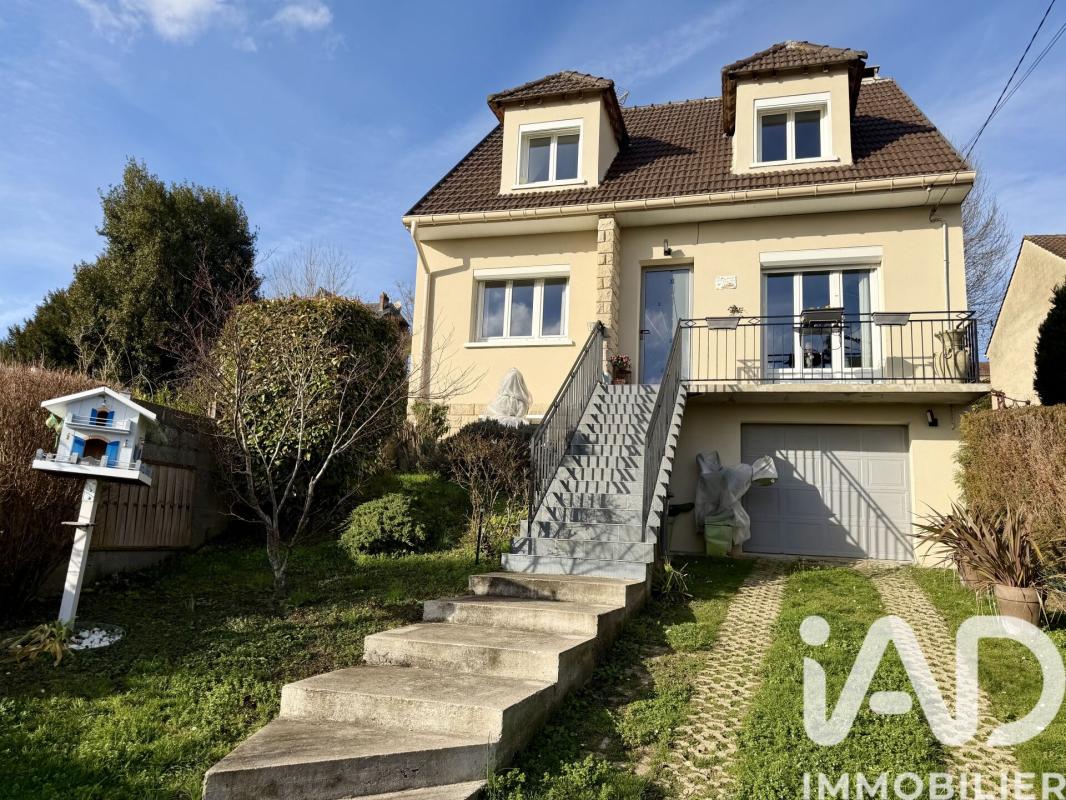 Maison traditionnelle 5 Pièce(s) Mézy-sur-Seine