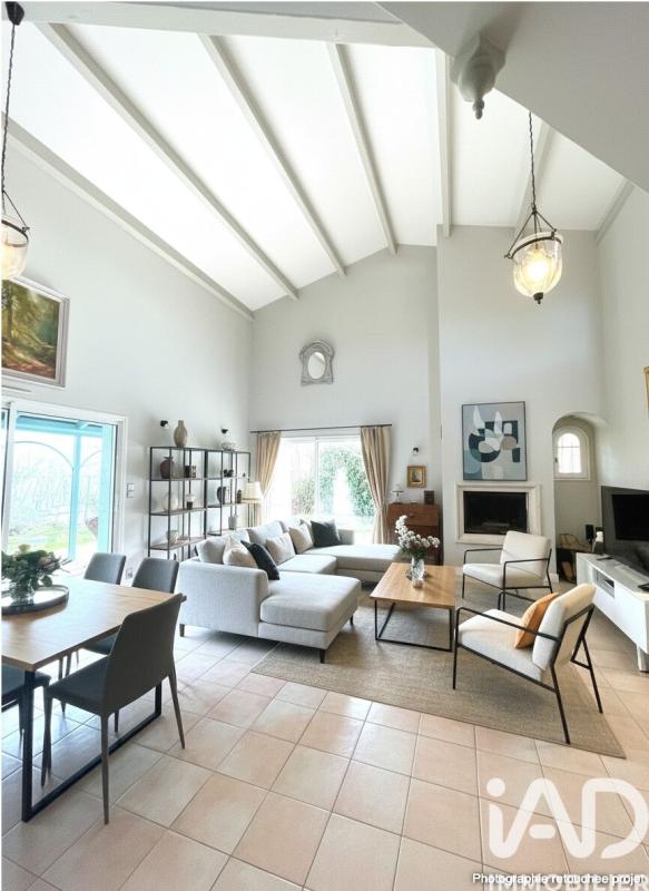 Maison 6 Pièce(s) Périgny