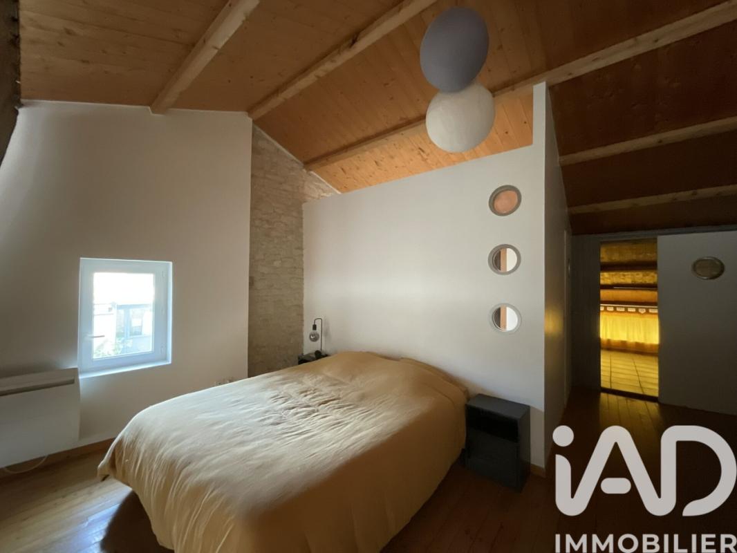 Maison de ville 4 Pièce(s) Nuaillé-d'Aunis