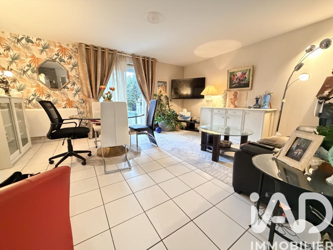Appartement 4 Pièce(s) Saint-Arnoult - Photo 2