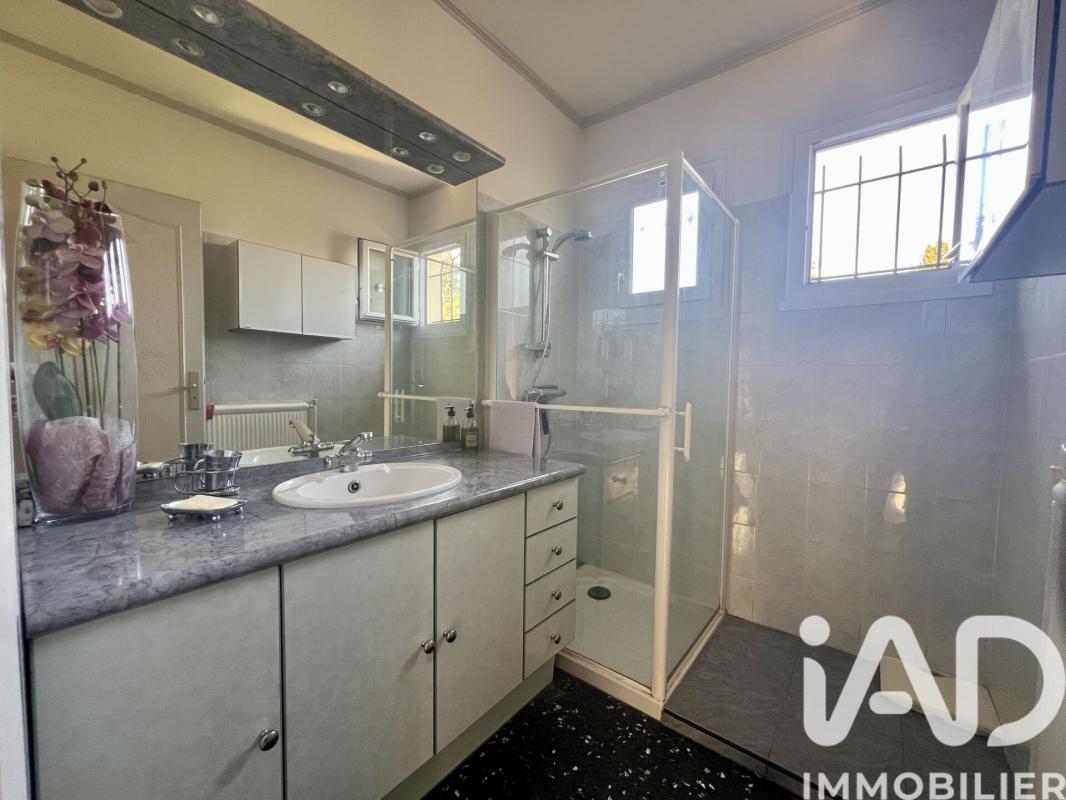 Maison 5 Pièce(s) Bresson