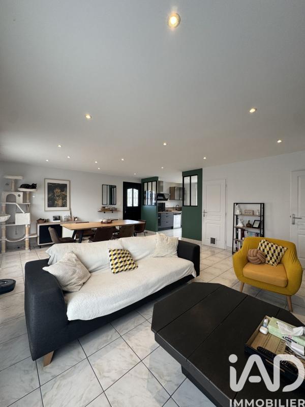 Maison 6 Pièce(s) La Chapelle-Saint-Ursin