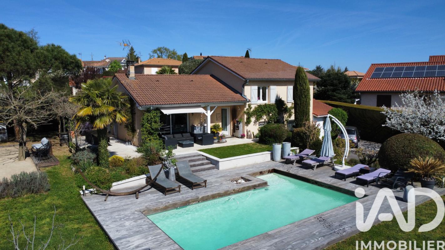 Maison 5 Pièce(s) Dommartin