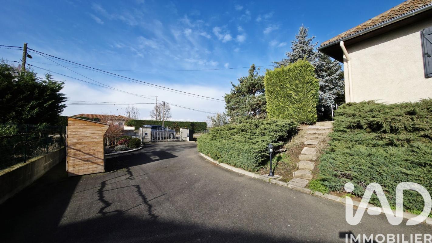 Maison 5 Pièce(s) Veauchette