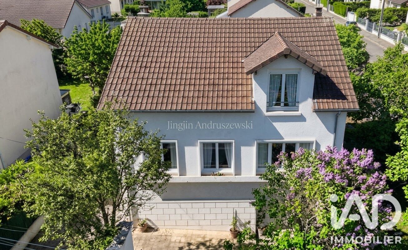 Maison 9 Pièce(s) Le Vésinet