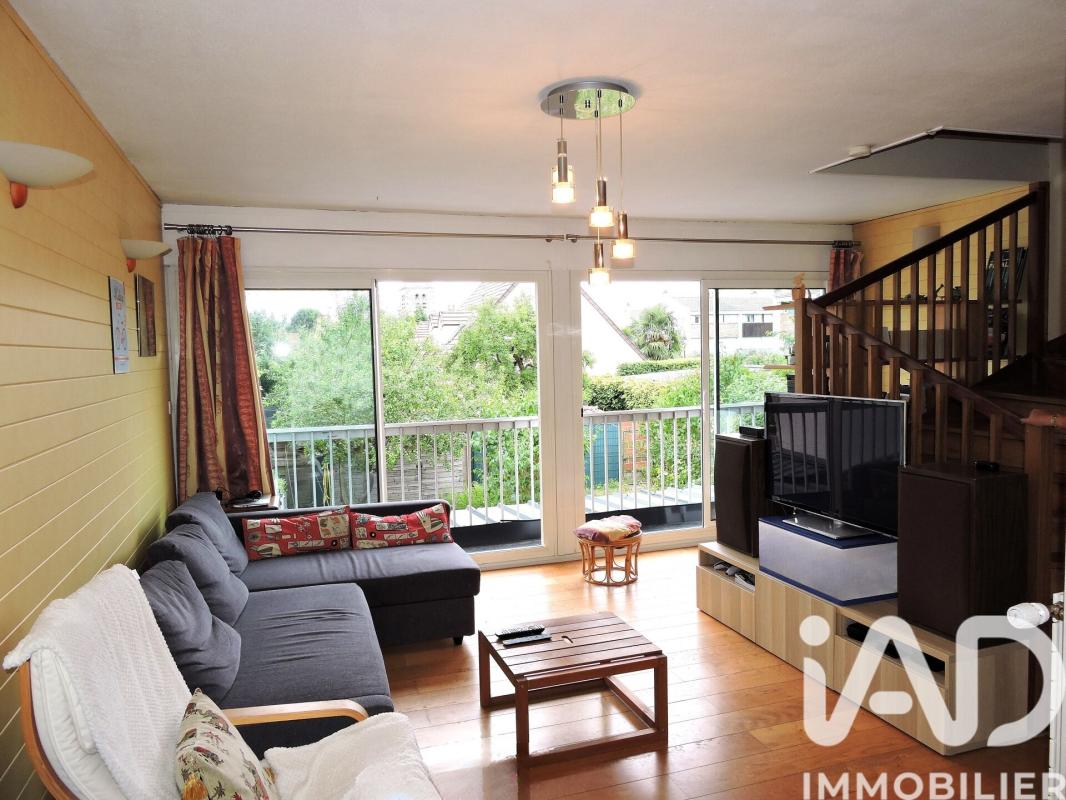 Maison 4 Pièce(s) Montigny-le-Bretonneux