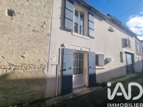Maison 2 Pièce(s) Dampierre-sur-Boutonne