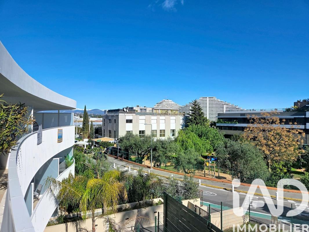 Appartement 3 Pièce(s) Villeneuve-Loubet