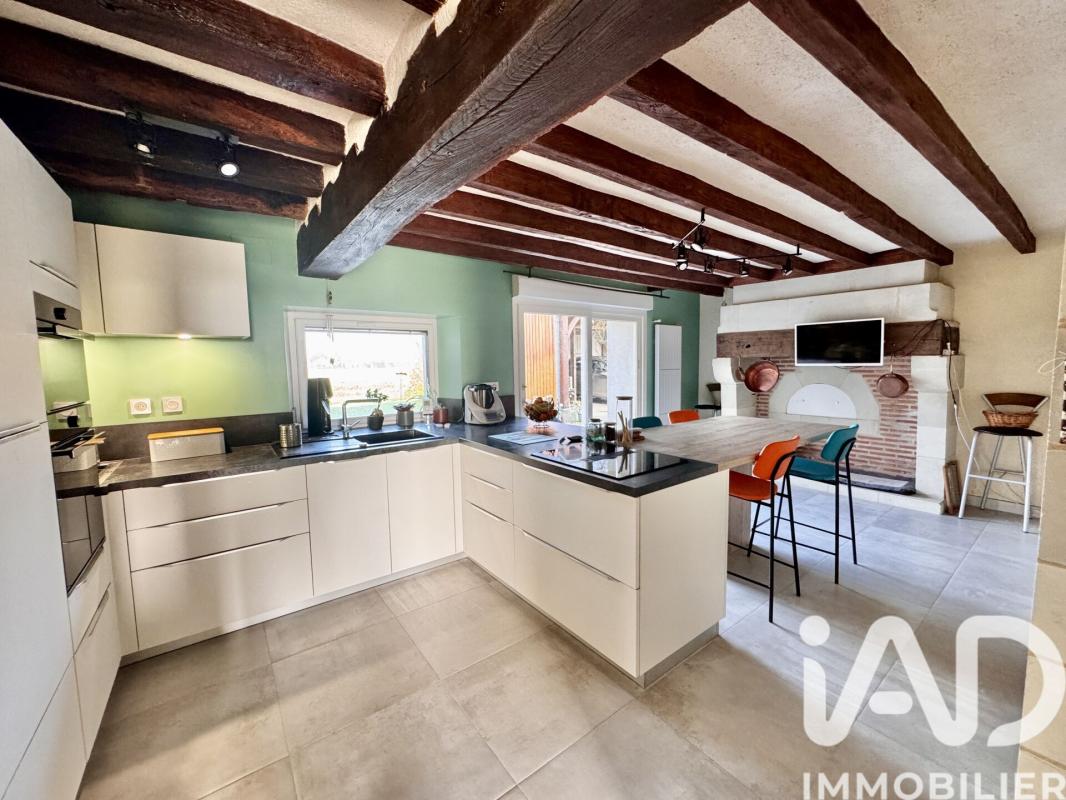 Maison longère 11 Pièce(s) Loire-Authion