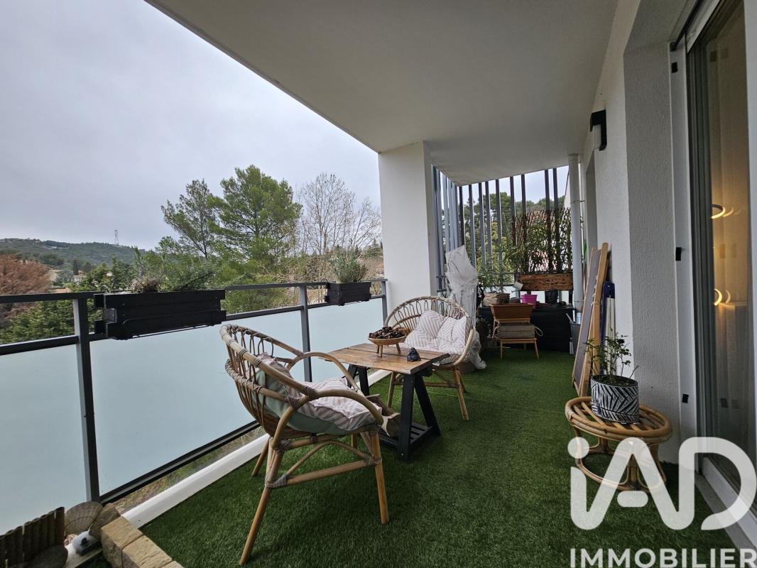 Appartement 3 Pièce(s) Roquevaire