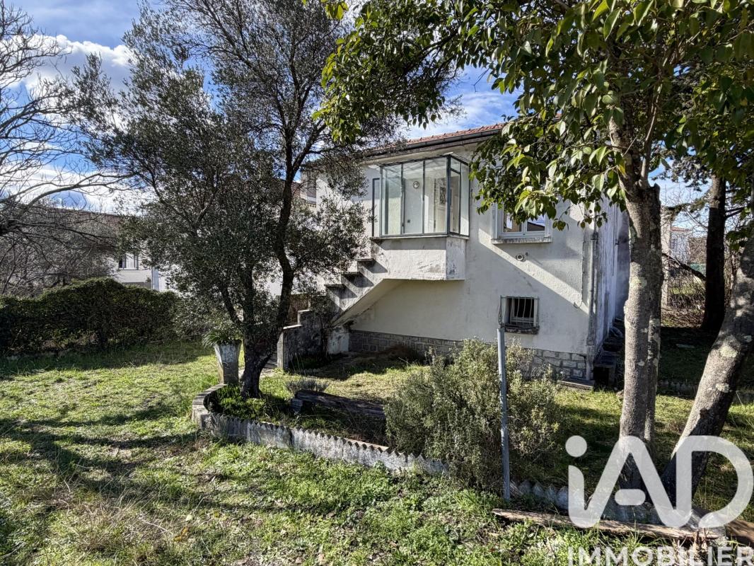 Maison 4 Pièce(s) Aulas