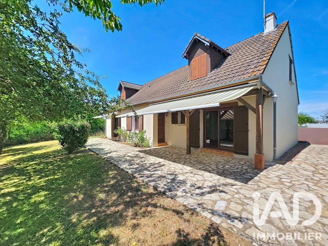 Maison traditionnelle 7 Pièce(s) Gien