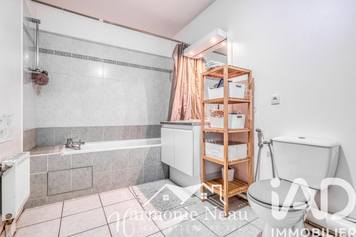Appartement 3 Pièce(s) Vaujours - Photo 8