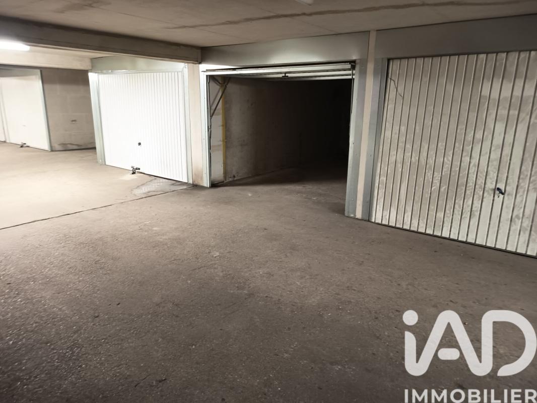 Parking  Montreuil