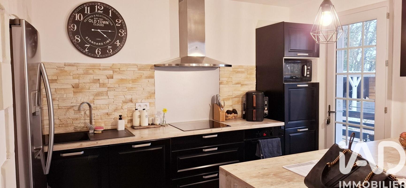 Maison 6 Pièce(s) Naintré