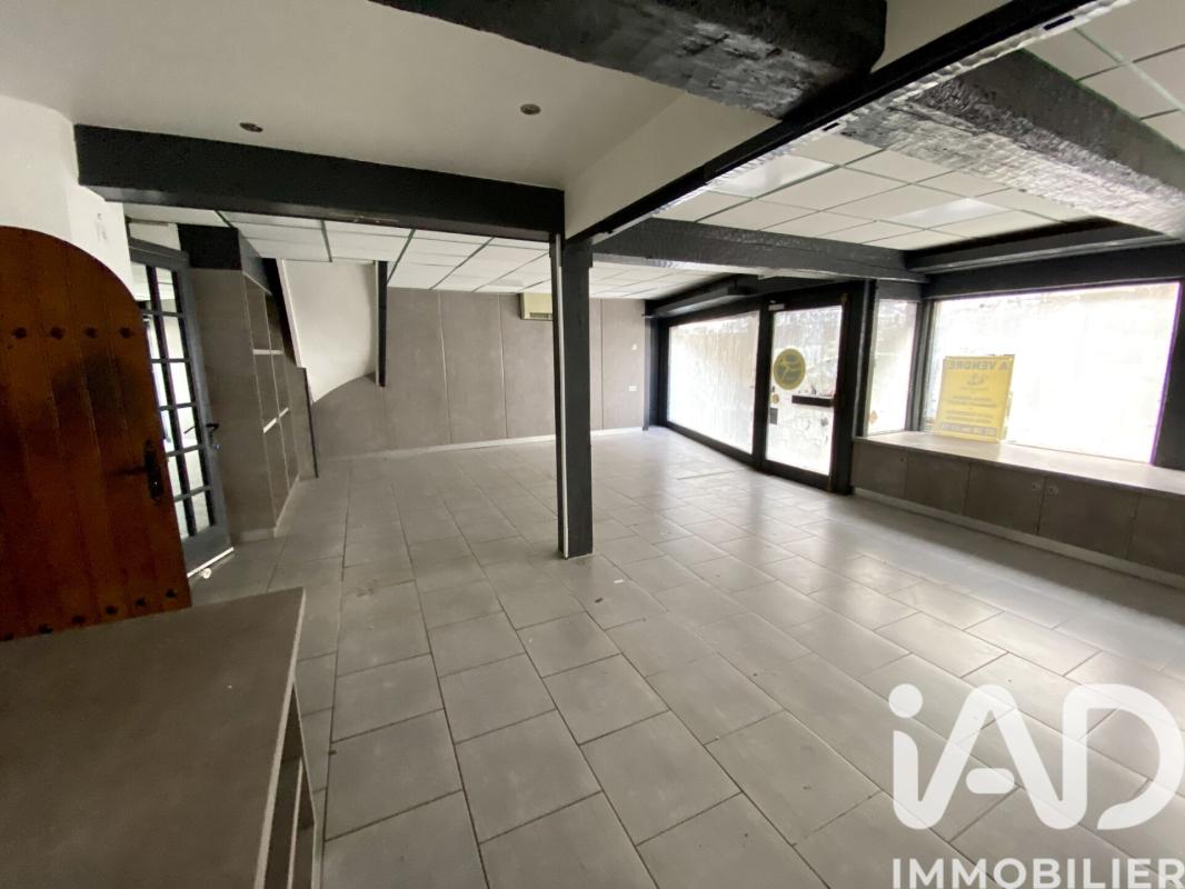 Immeuble  Château-Renard - Photo 3