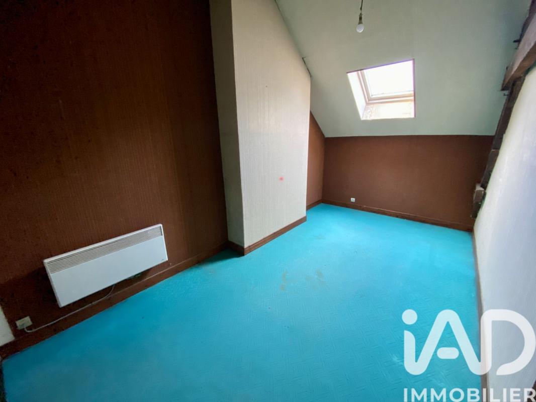Immeuble  Château-Renard - Photo 12