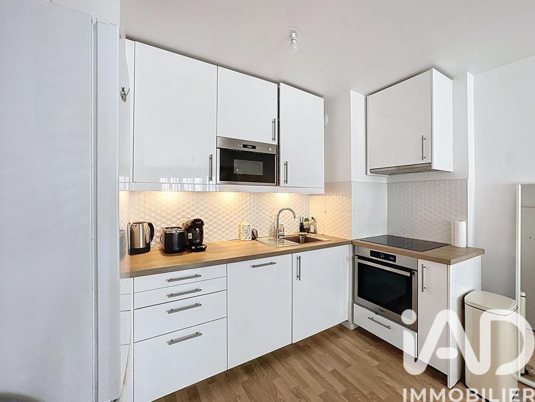 Appartement 2 Pièce(s) Neuilly-sur-Marne