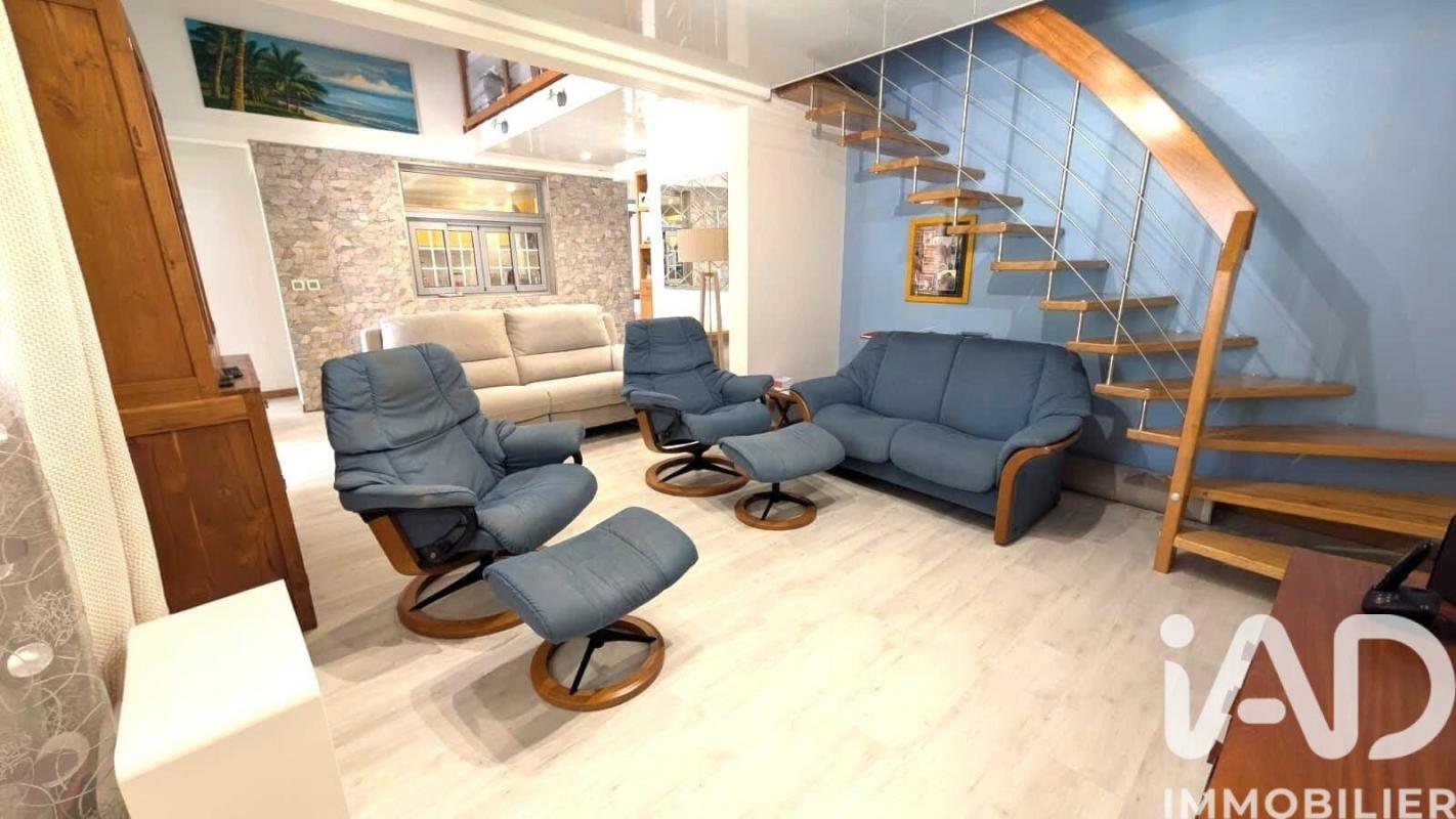 Maison 4 Pièce(s) Entre-Deux