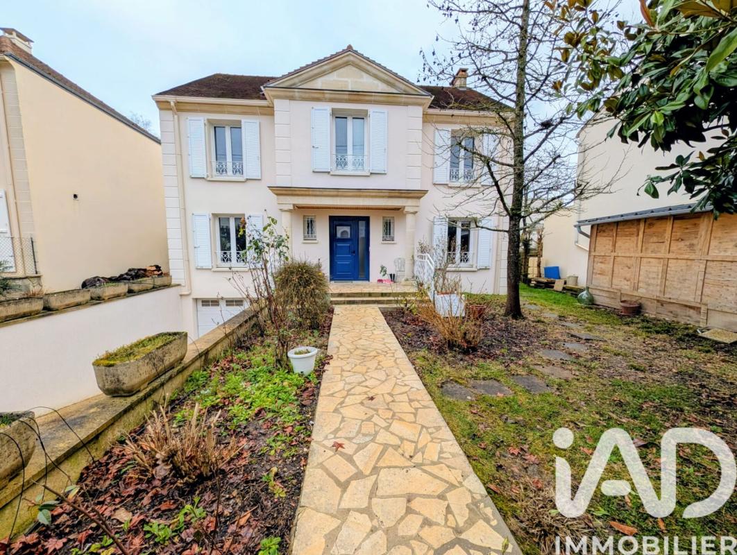 Maison 7 Pièce(s) Ézanville