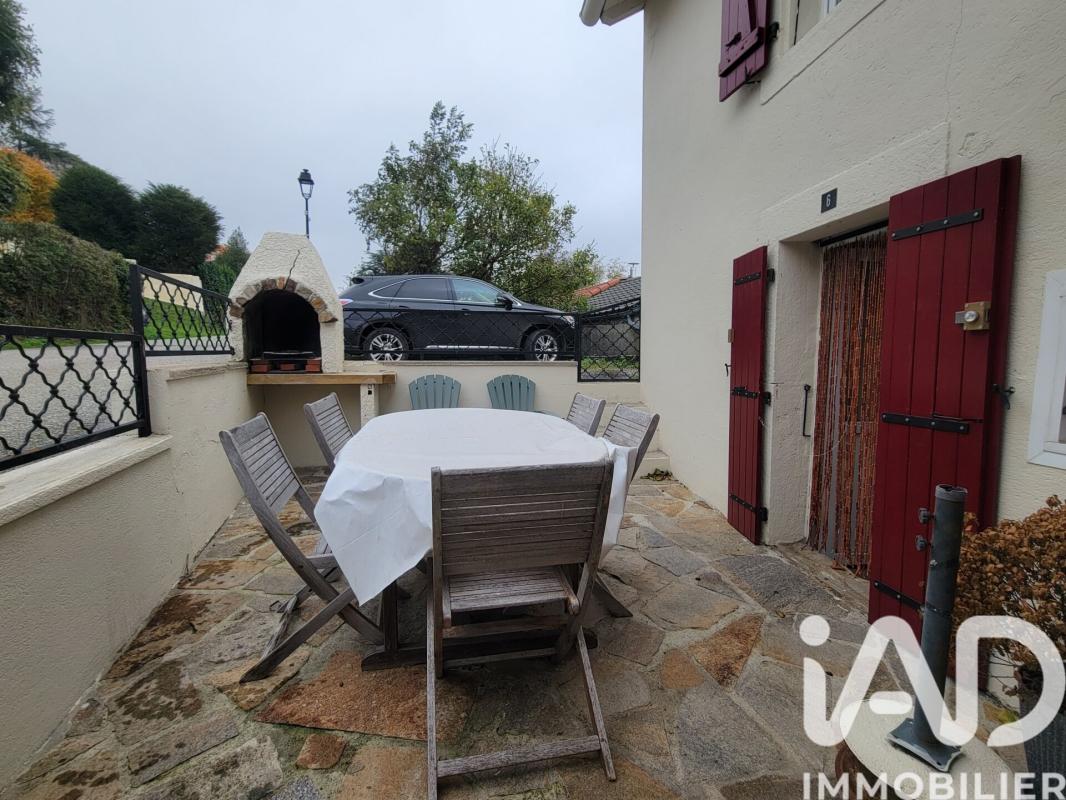 Maison 4 Pièce(s) Les Martys - Photo 2