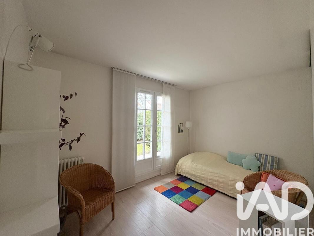 Maison 8 Pièce(s) Marolles-en-Brie - Photo 12
