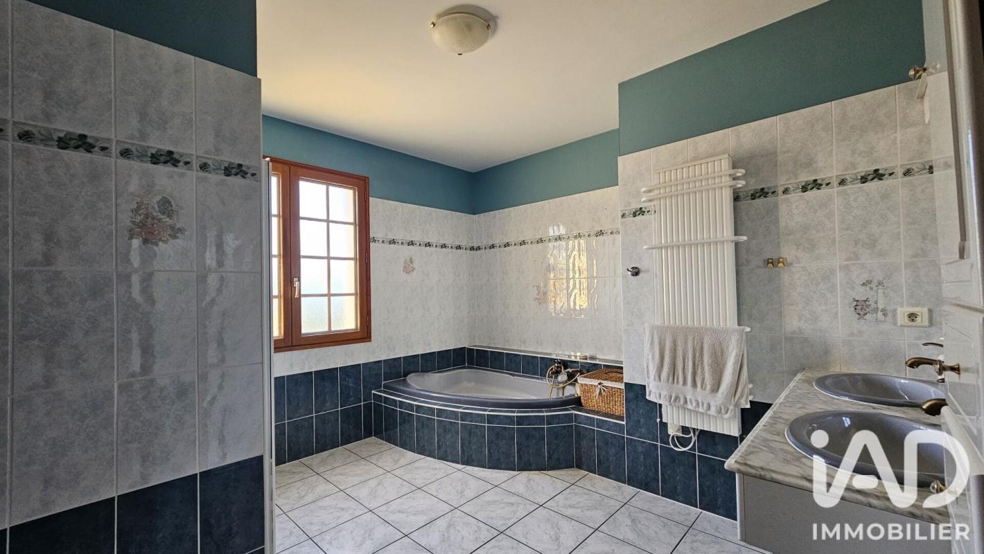 Maison 6 Pièce(s) Montignac-Charente - Photo 10