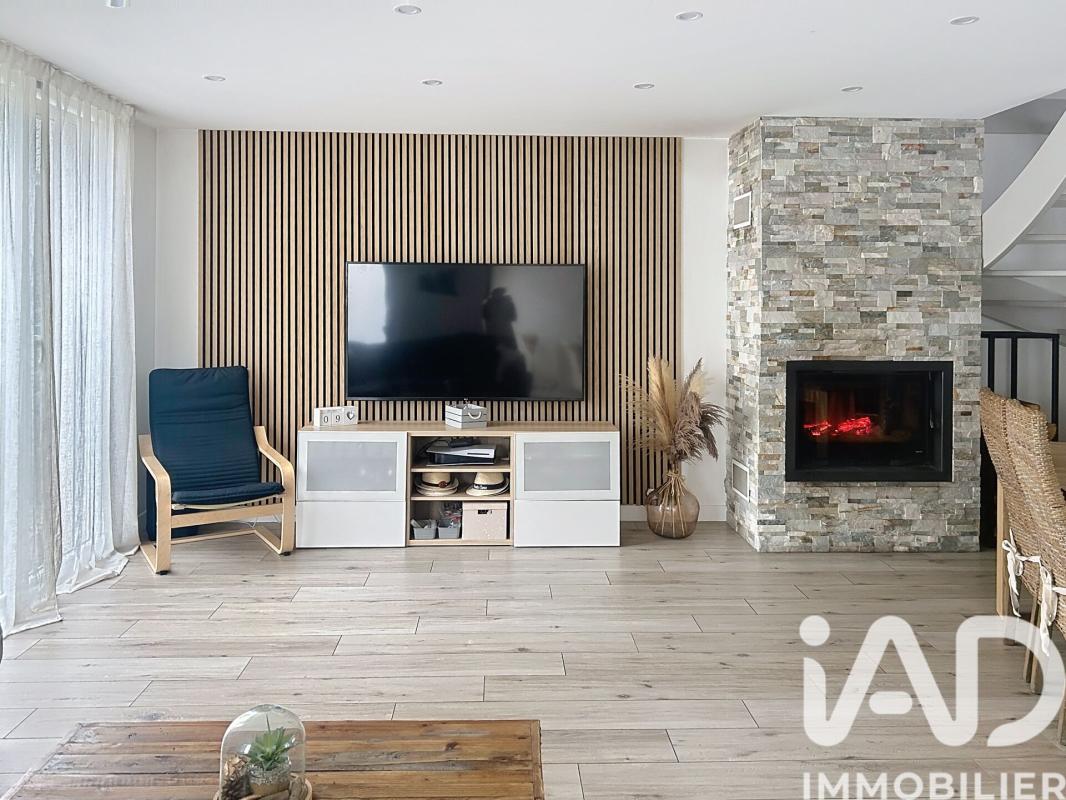 Maison 5 Pièce(s) Tigery