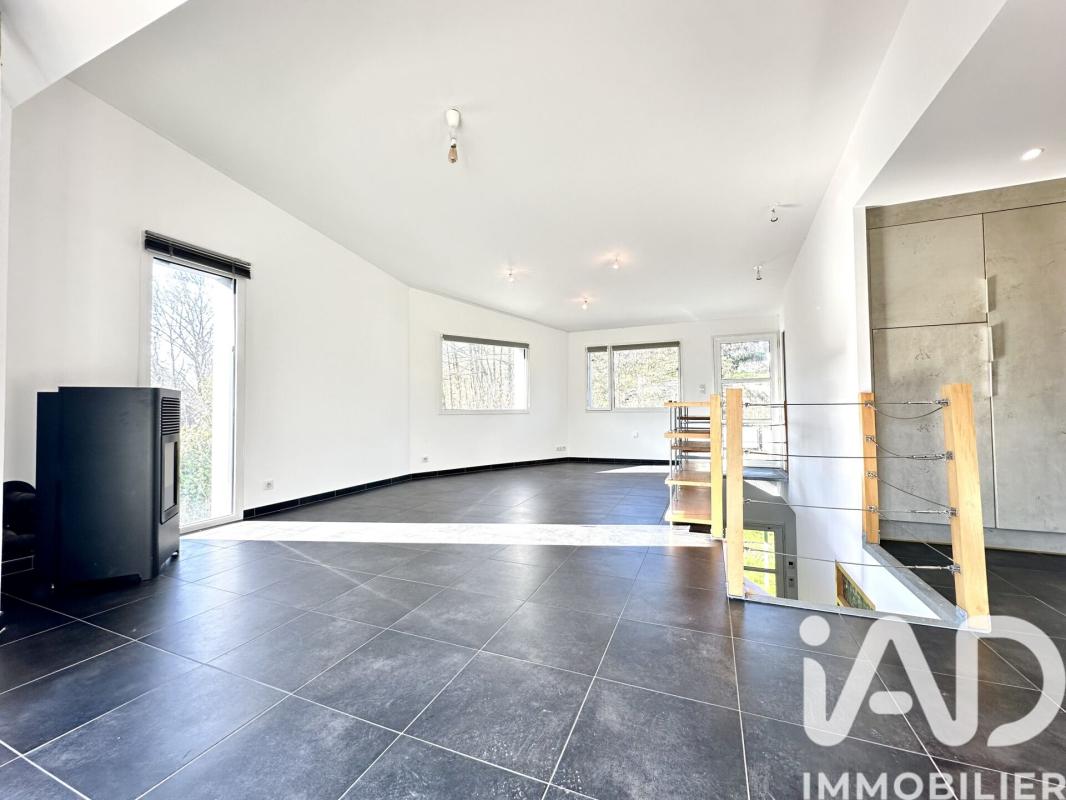 Maison 5 Pièce(s) Le Poiré-sur-Vie