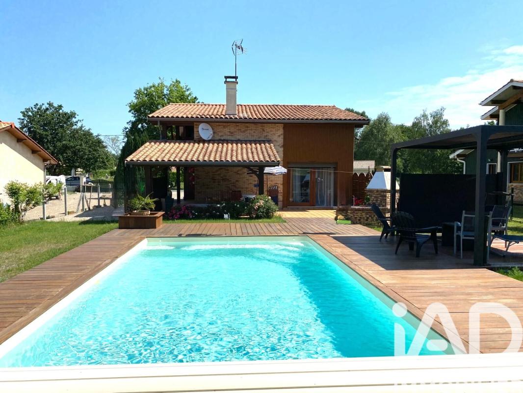 Maison 4 Pièce(s) Grayan-et-l'Hôpital