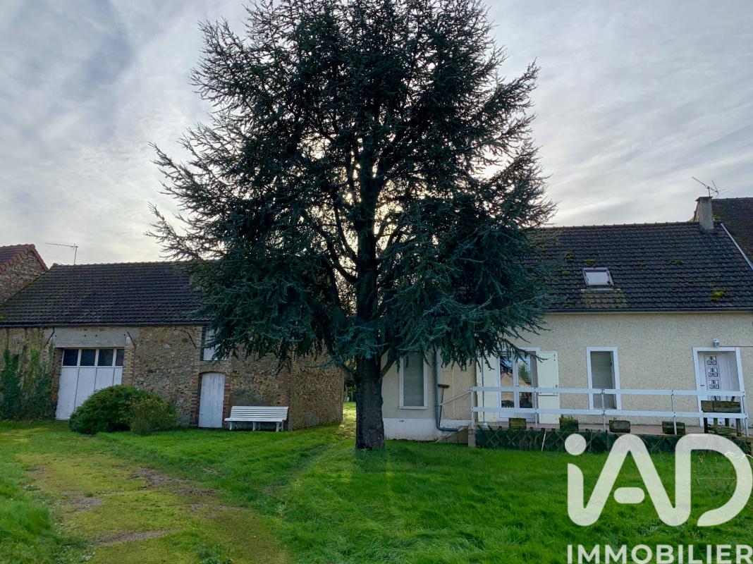 Maison 4 Pièce(s) Saint-Sérotin