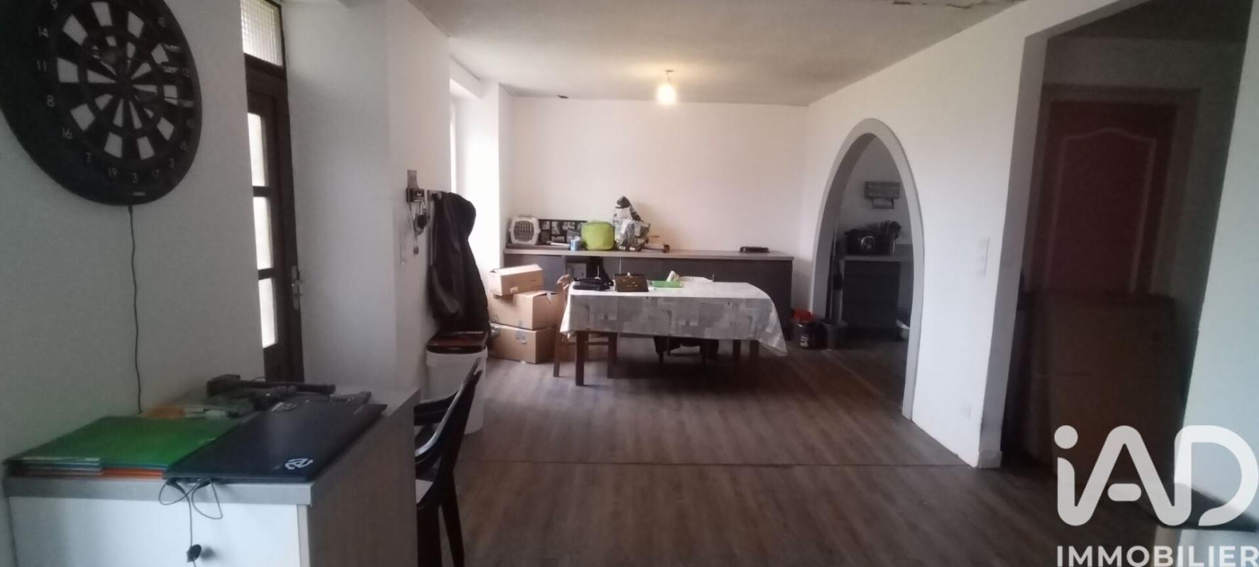 Maison 4 Pièce(s) Maël-Carhaix