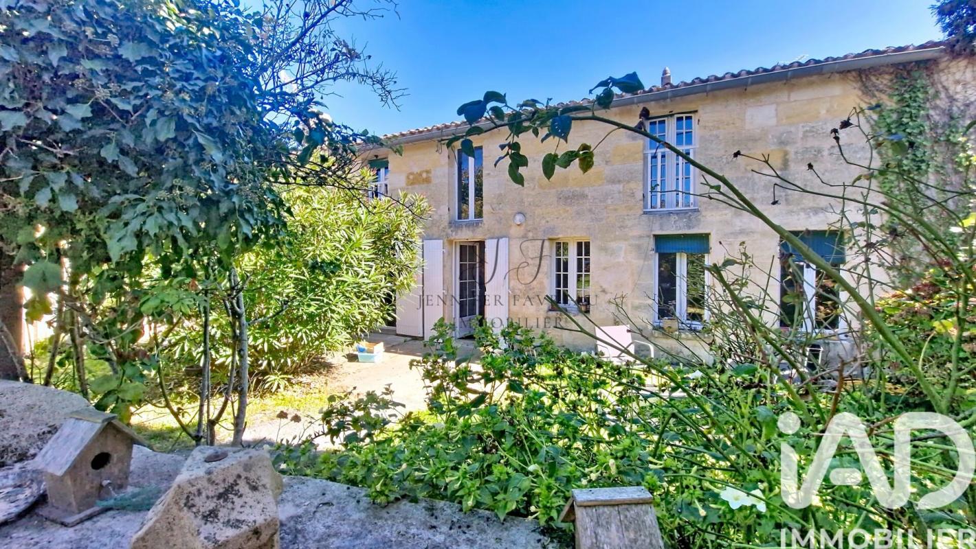 Maison 7 Pièce(s) Saint-Germain-du-Puch