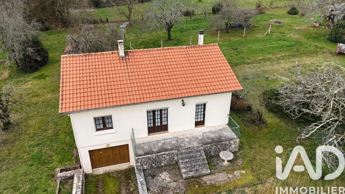 Maison 4 Pièce(s) Lussac