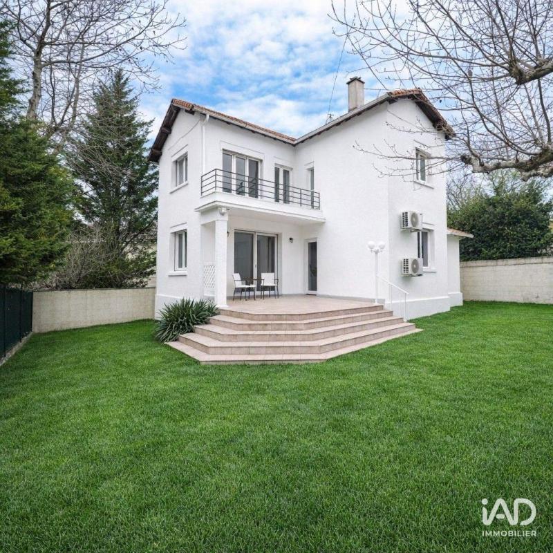 Maison 5 Pièce(s) Marseille 12eme Arrondissement