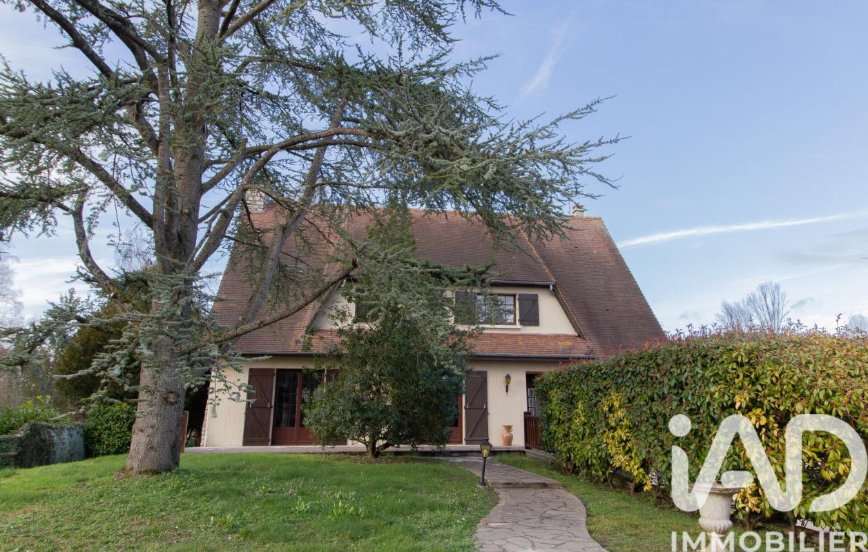 Maison 9 Pièce(s) La Genevraye