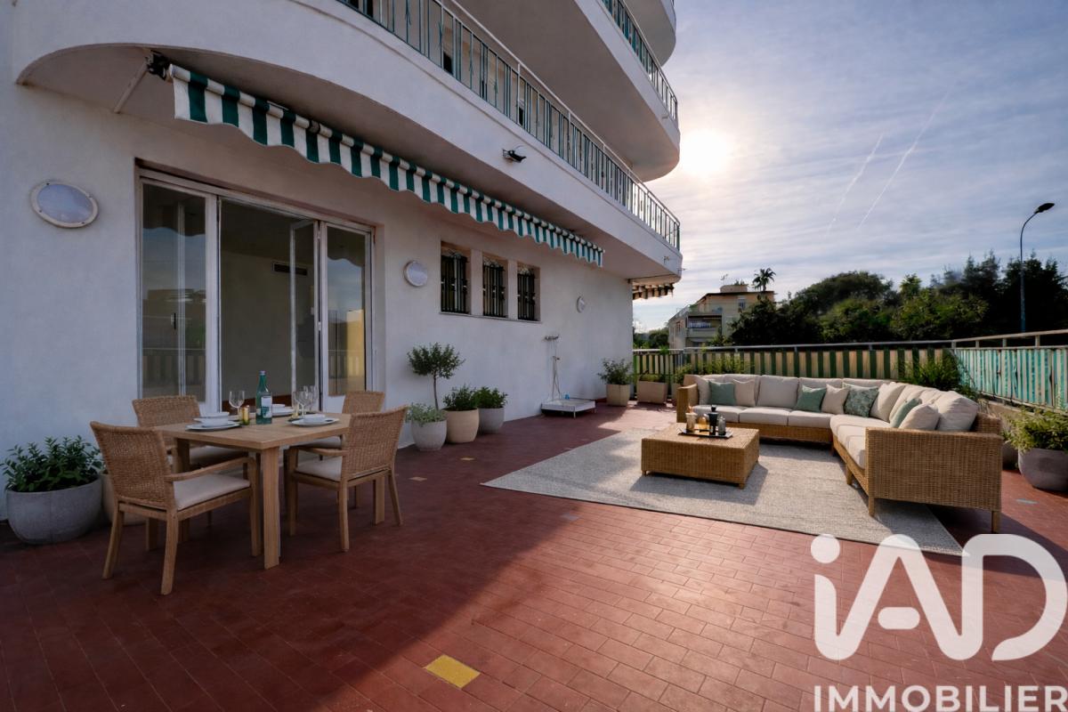 Appartement 3 Pièce(s) Cagnes-sur-Mer