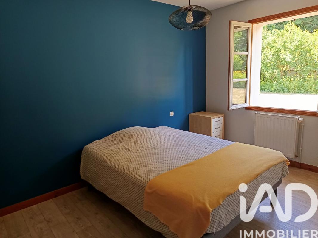 Maison 7 Pièce(s) Chalais