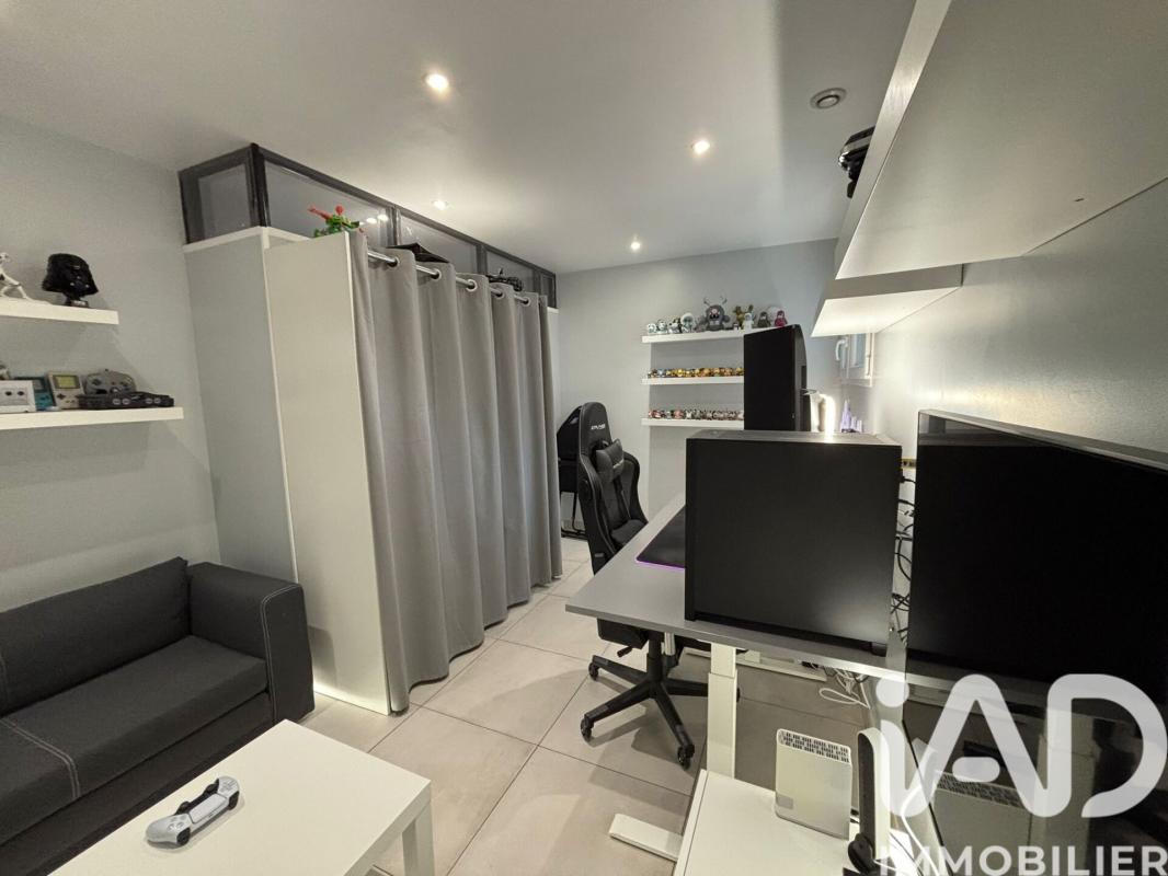 Maison 8 Pièce(s) Orgeval