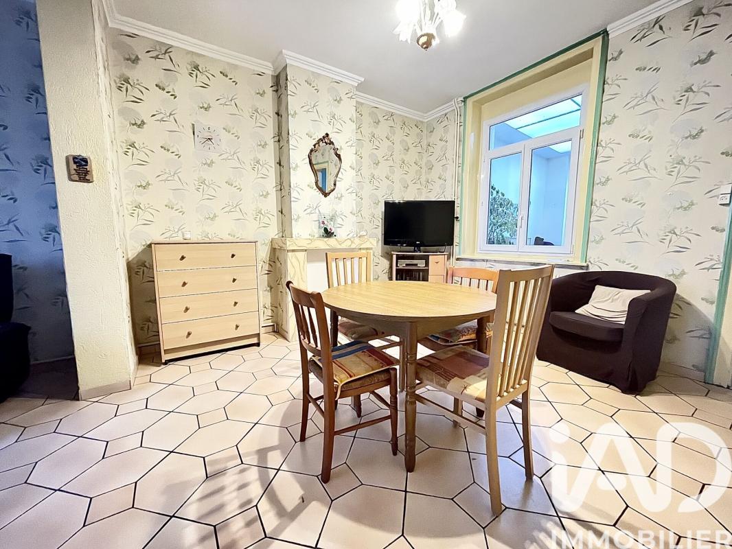 Maison de ville 4 Pièce(s) Allennes-les-Marais