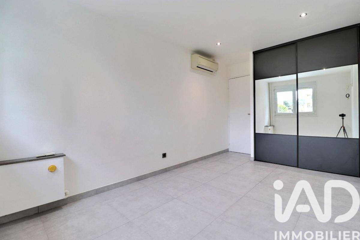 Appartement 5 Pièce(s) Marseille 11eme Arrondissement - Photo 13