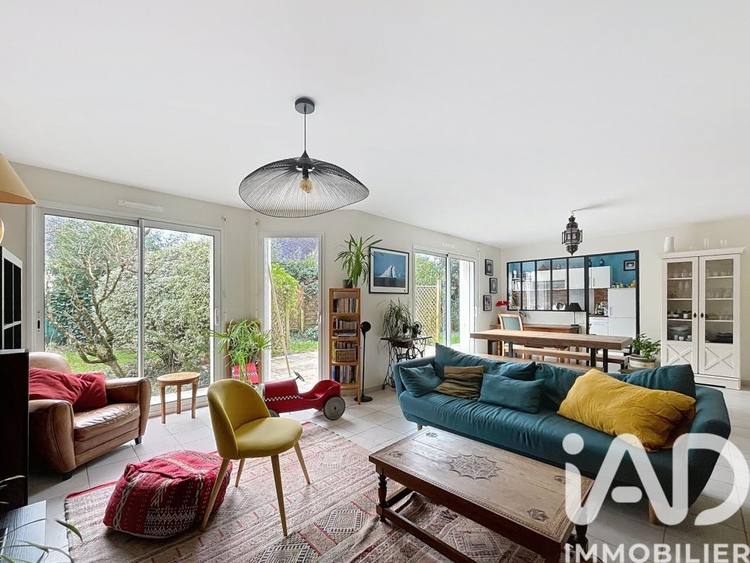 Maison 6 Pièce(s) Le Saint