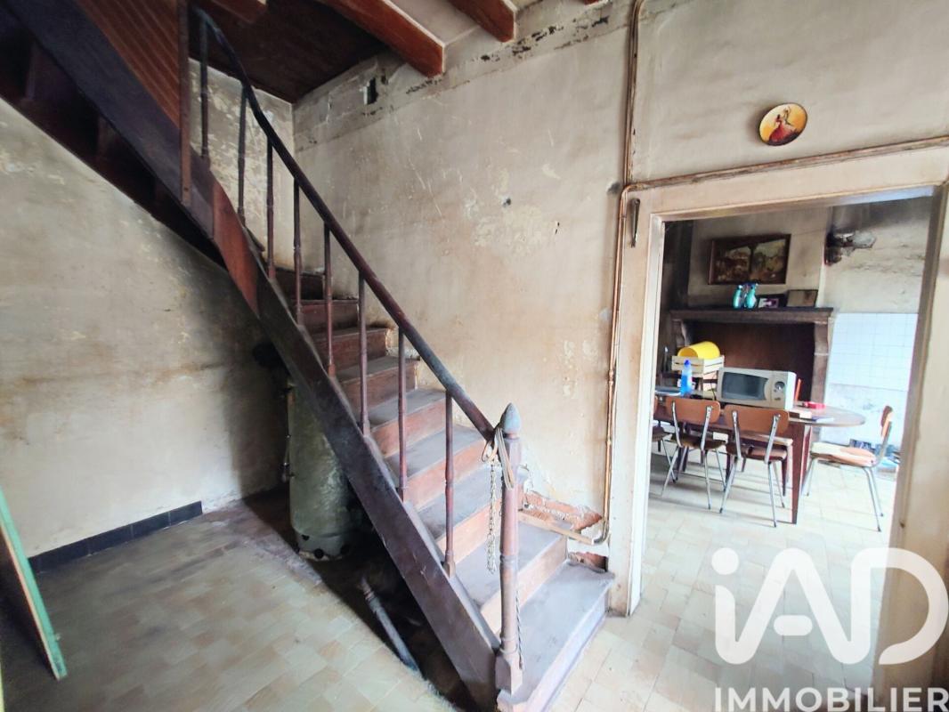 Maison de village 2 Pièce(s) Lussac-les-Églises