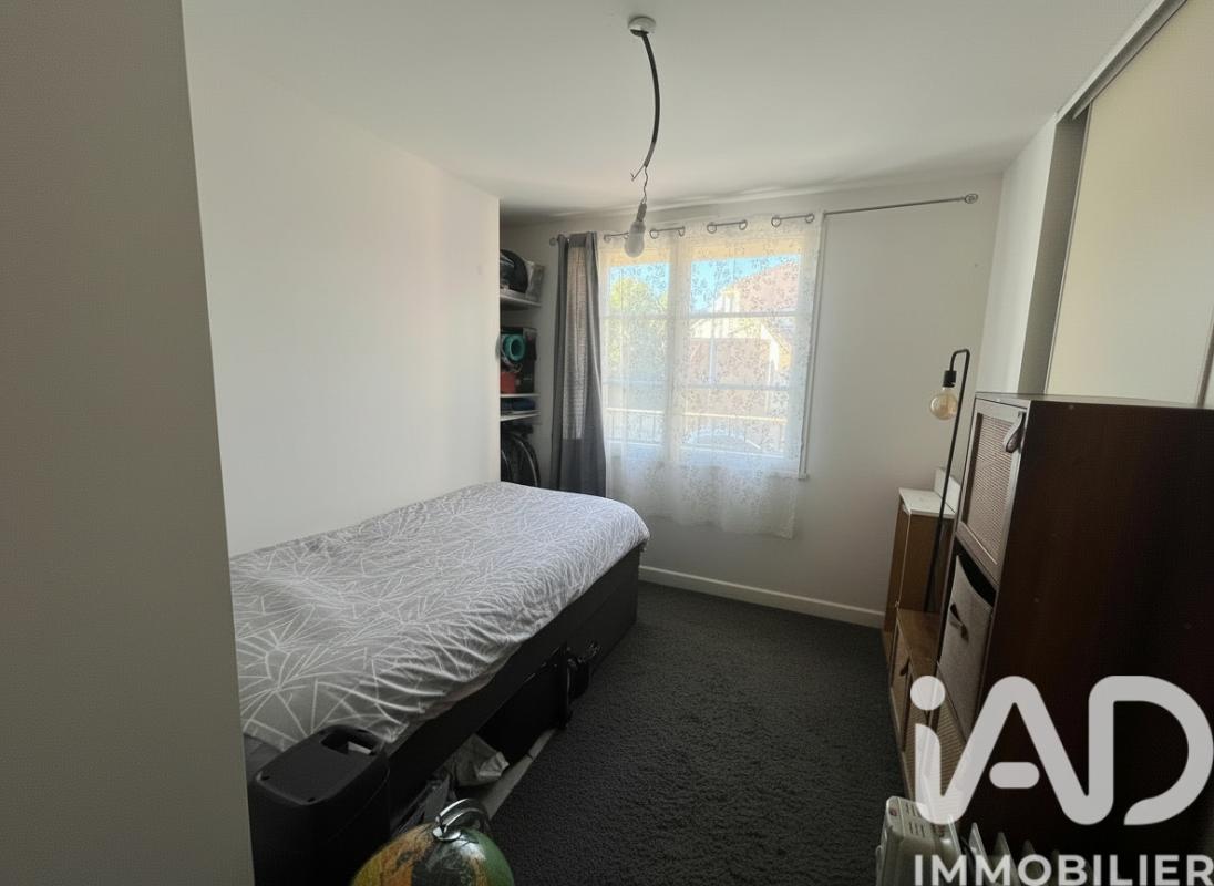 Appartement 3 Pièce(s) Vias