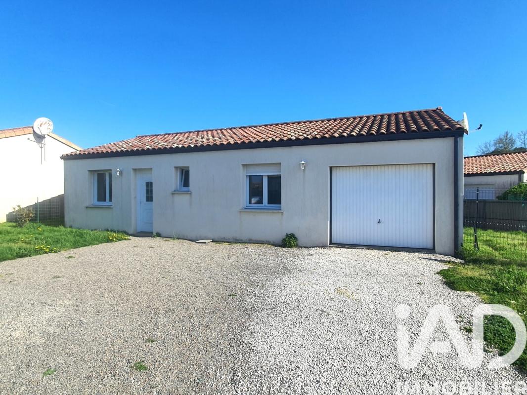 Maison 3 Pièce(s) Le Champ-Saint-Père