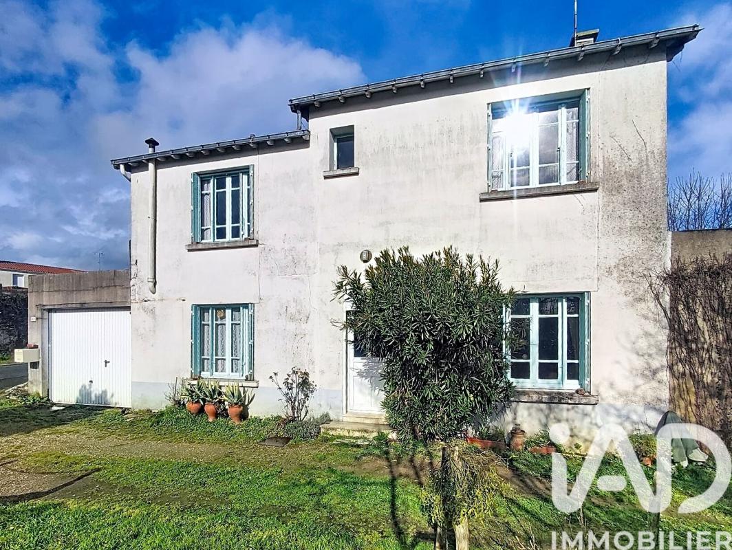 Maison traditionnelle 7 Pièce(s) Orée d'Anjou