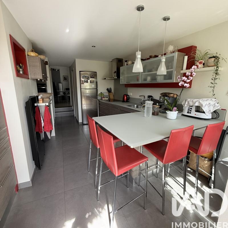 Maison 5 Pièce(s) Beaupréau-en-Mauges - Photo 2