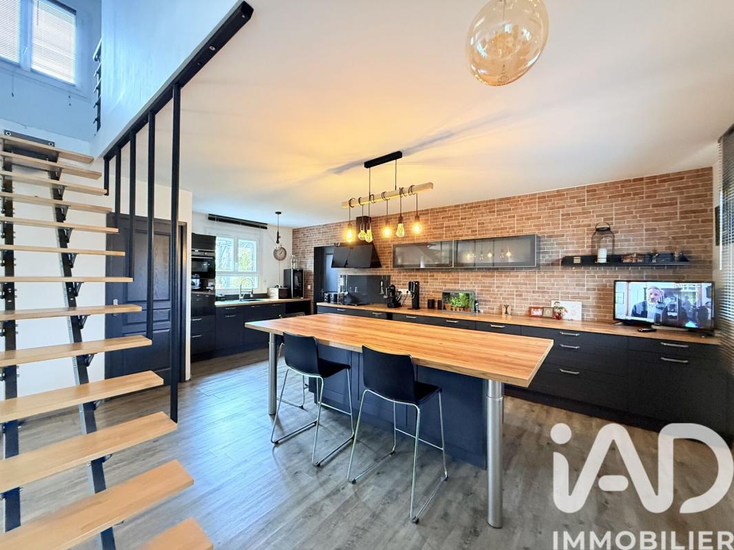 Maison 5 Pièce(s) Saint-Germain-lès-Corbeil - Photo 2