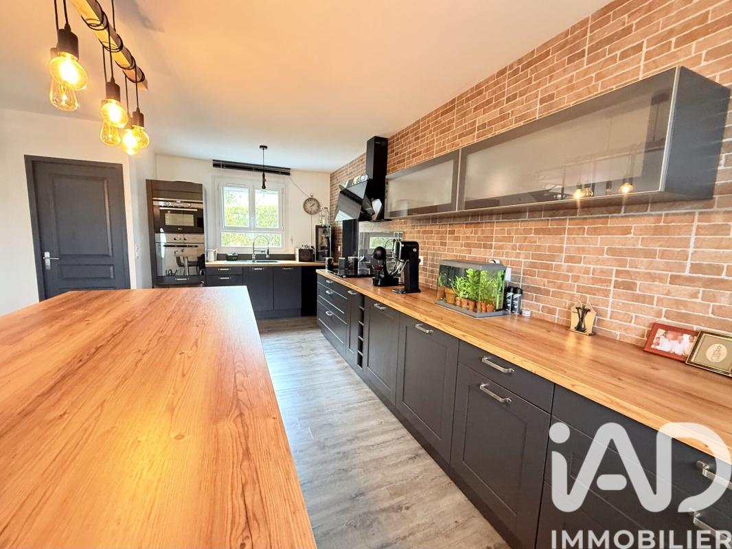 Maison 5 Pièce(s) Saint-Germain-lès-Corbeil - Photo 4