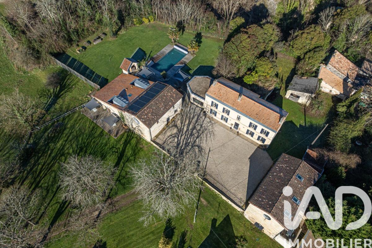 Maison 16 Pièce(s) Prignac-et-Marcamps - Photo 1